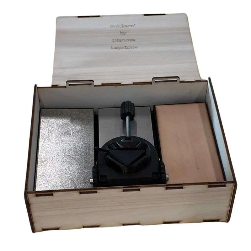 Snickarn – sharpening system for chisels, plane irons and gouges